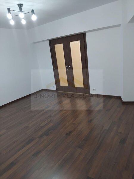 Piata Unirii  Fantani Apartament 3 camere de inchiriat  Ideal birou